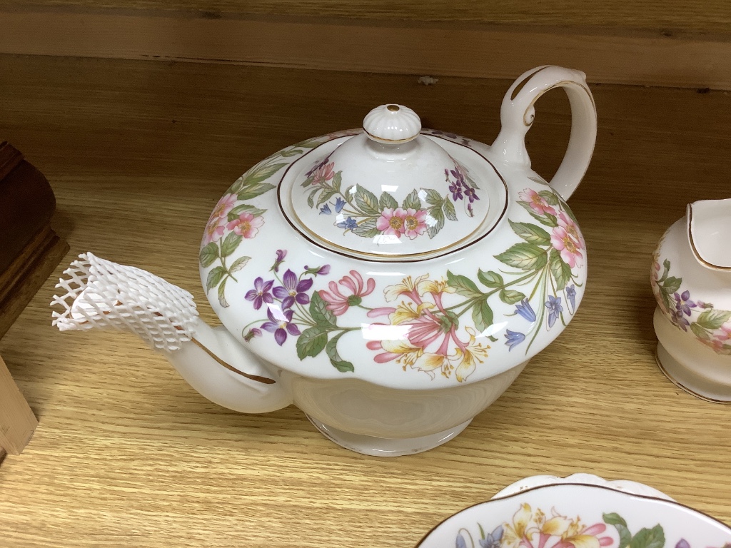 A Royal Albert Country Lane pattern part service